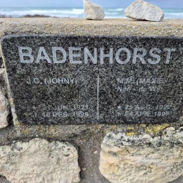 BADENHORST J.G. 1921-1995 & M.M. DE WET 1922-1997