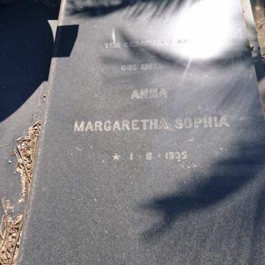 BERG Ockert Gerbrand, van den 1935-1981 &amp; Anna Margaretha Sophia 1935-