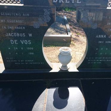 BREYL Jacobus W. de Vos 1906-1981 &amp; Anna J. HONIBALL 1907-1995