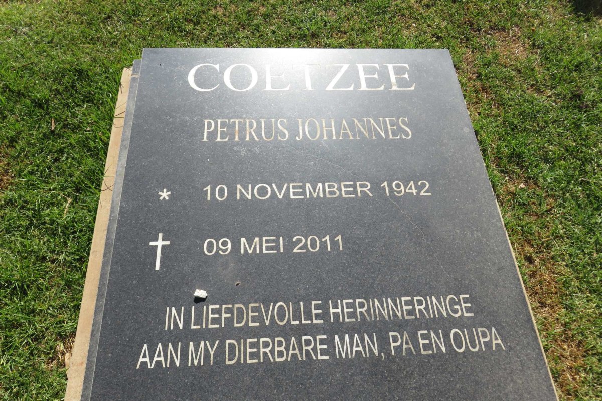 COETZEE Petrus Johannes 1942-2011