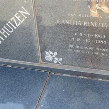 OOSTHUIZEN Jeanetta Renetta Maria 1903-1988