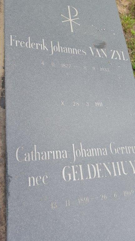 ZYL Frederik Johannes, van 1877-1933 &amp; Catharina Johanna Gertruida GELDENHUYS 1891-1969