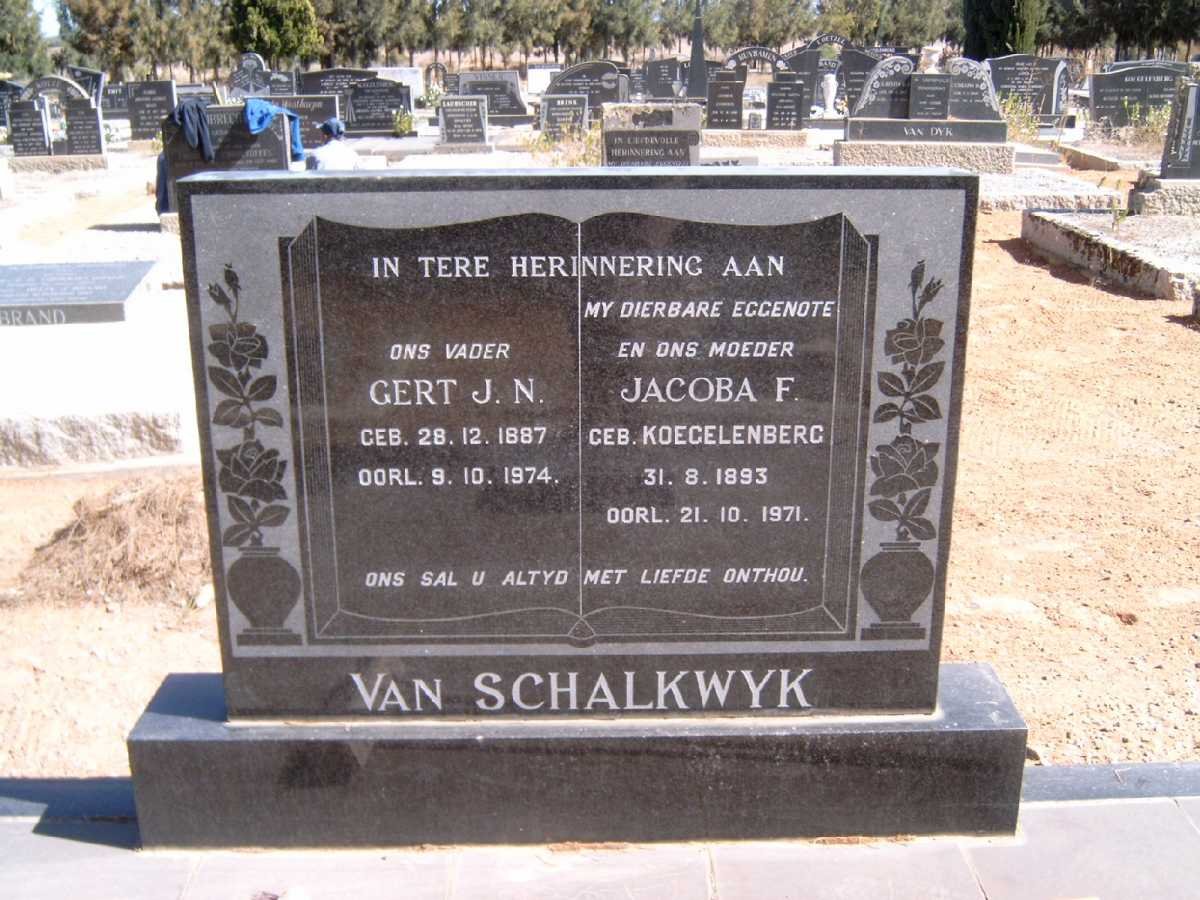 SCHALKWYK Gert J.N., van 1887-1974 &amp; Jacoba F. KOEGELENBERG 1893-1971