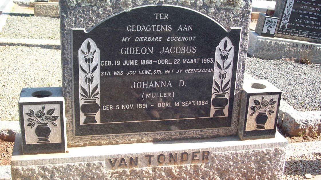 TONDER Gideon Jacobus, van 1888-1963 &amp; Johanna D. MULLER 1891-1984