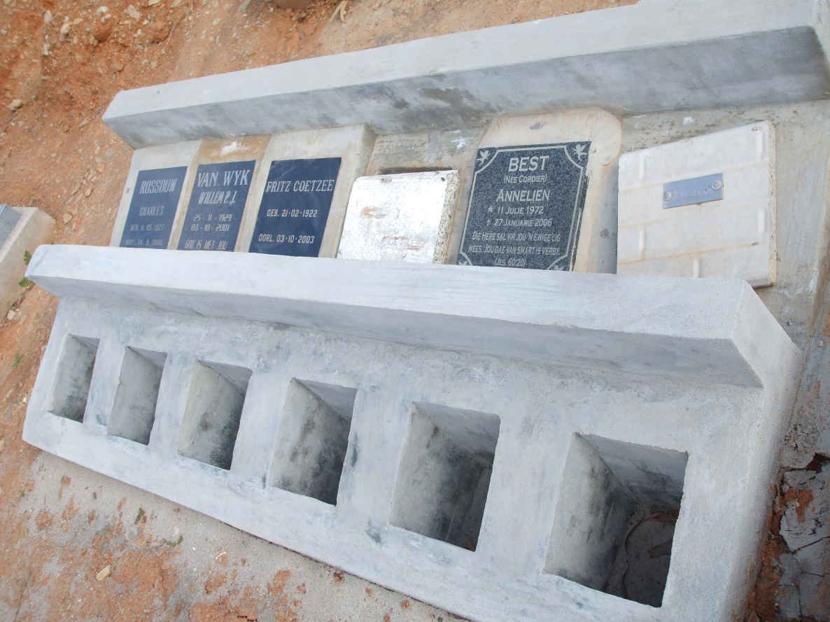 1. Overview - Old memorial wall