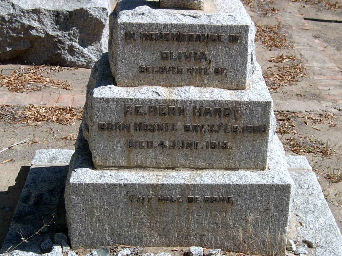 HARDT Olivia 1860-1915