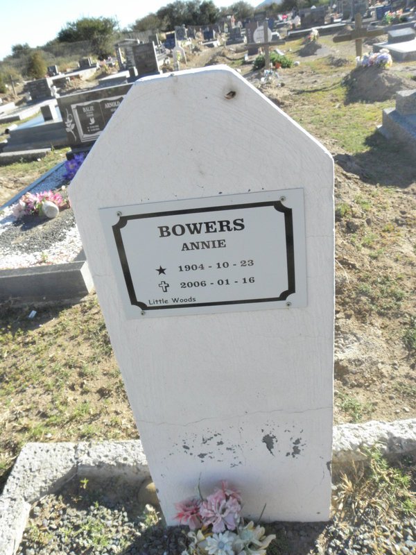 BOWERS Annie 1904-2006