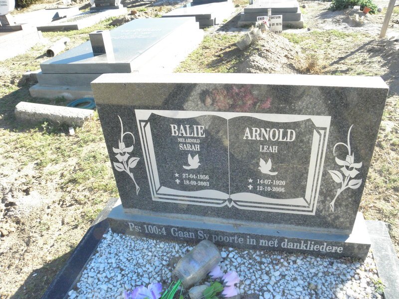 BALIE Sarah 1956-2003 :: ARNOLD Leah 1920-2006