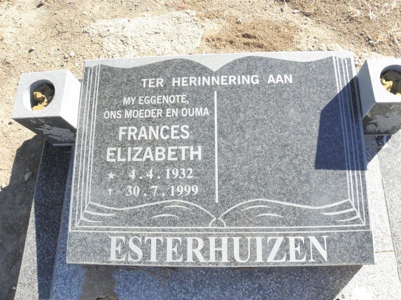 ESTERHUIZEN Frances Elizabeth 1932-1999