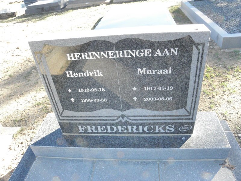 FREDERICKS Hendrik 1919-1998 &amp; Maraai 1917-2003