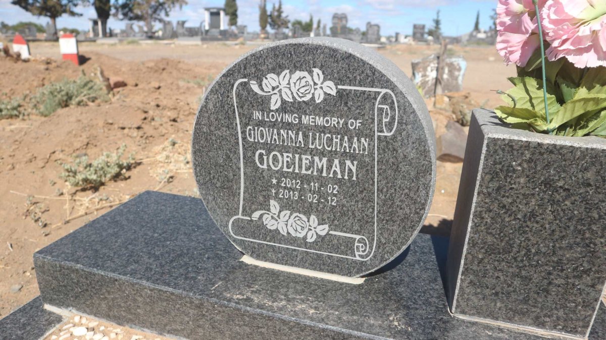 GOEIEMAN Giovanna Luchaan 2012-2013