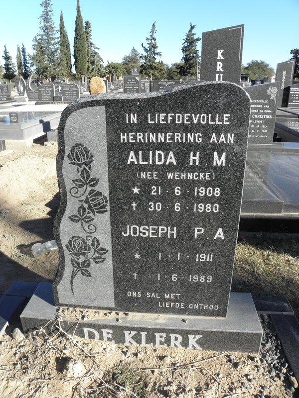KLERK Joseph P.A., De 1911-1989 &amp; Alida H.M. WEHNCKE 1908-1980