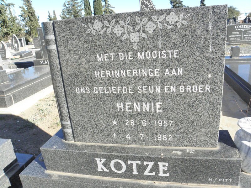 KOTZE Hennie 1957-1982