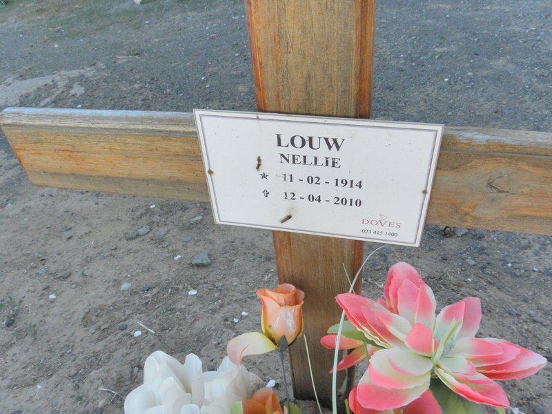 LOUW Nellie 1914-2010