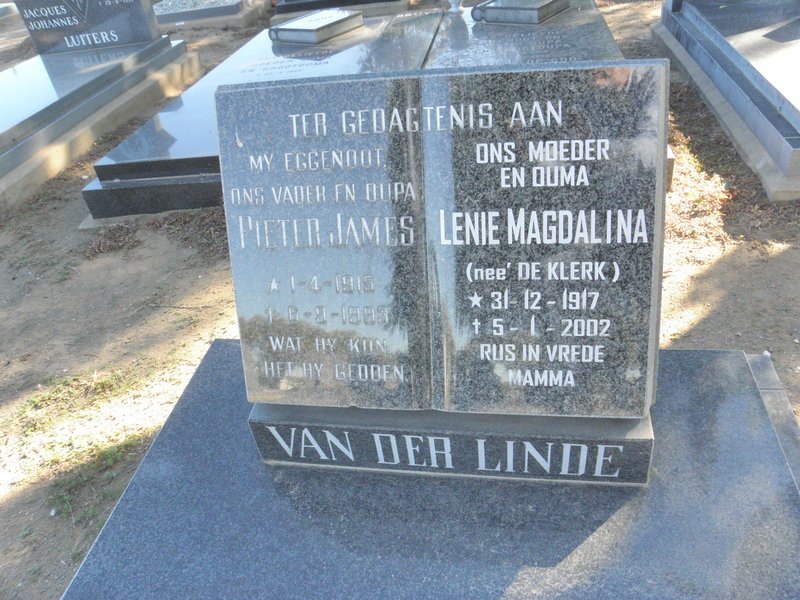 LINDE Pieter James, van der 1915-1993 &amp; Lenie Magdalina DE KLERK 1917-2002