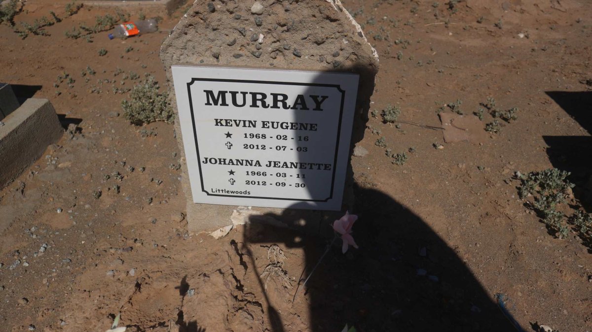 MURRAY Kevin Eugene 1968-2012 &amp; Johanna Jeanette 1966-2012