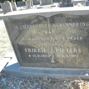 PIETERS Frikkie J. 1903-1973