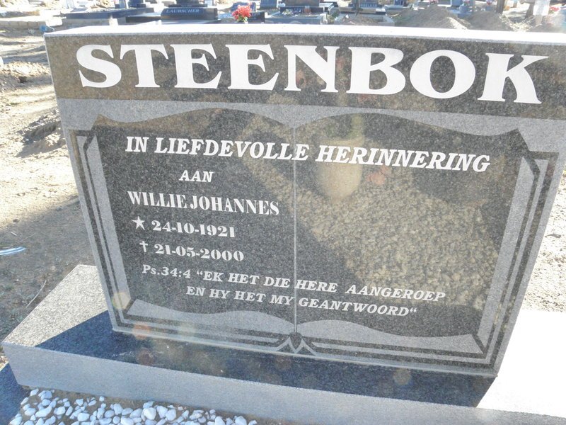 STEENBOK Willie Johannes 1921-2000