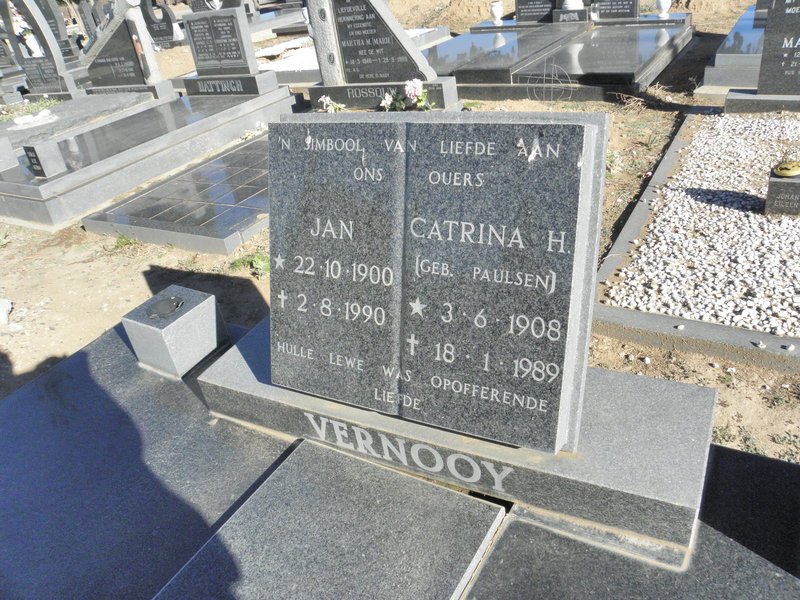 VERNOOY Jan 1900-1990 &amp; Catrina H. PAULSEN 1908-1989