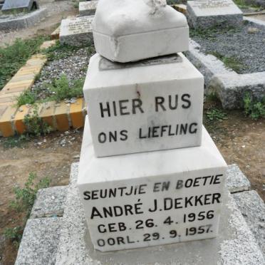 DEKKER Andre J. 1956-1957