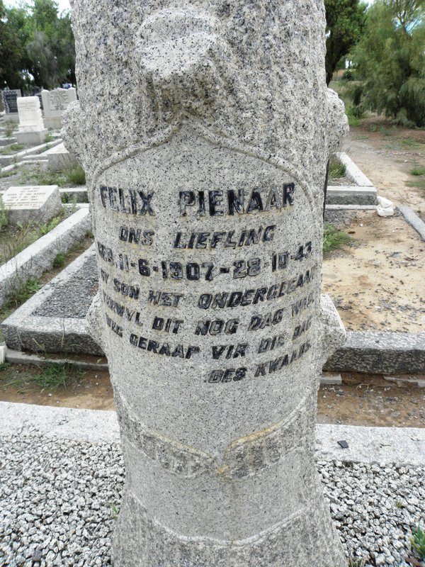 PIENAAR Felix 1907-1943