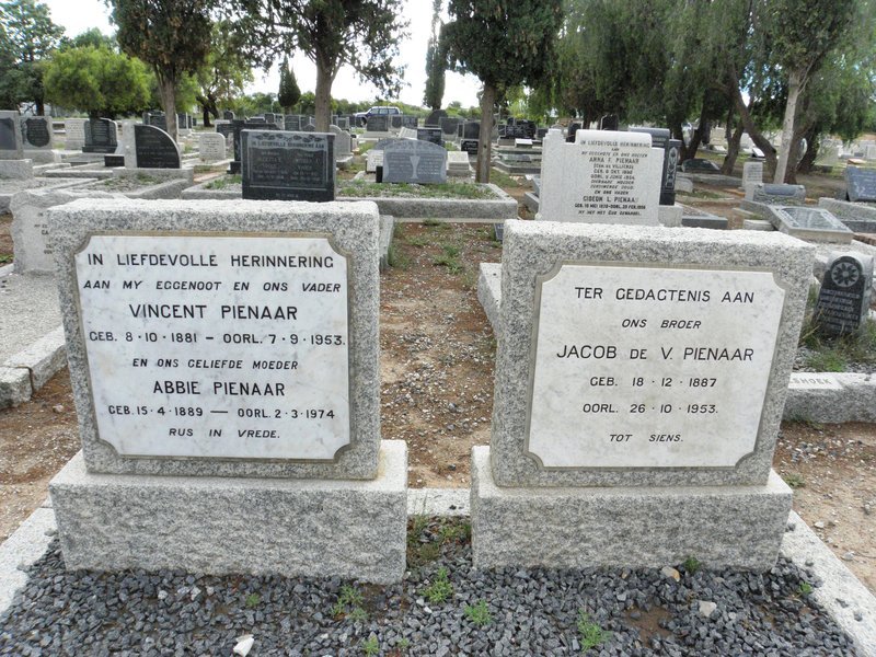 PIENAAR Vincent 1881-1953 &amp; Abbie 1889-1974 :: PIENAAR Jacob de. V. 1887-1953