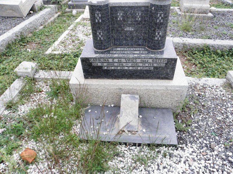 VRIES Carolina E., de nee BOTHA 1916-1945