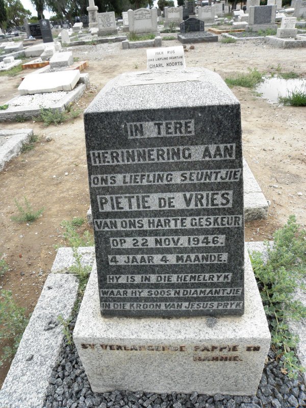 VRIES Pietie, de -1946