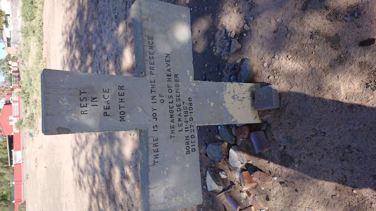 DESEMBER Lena 1867-1980