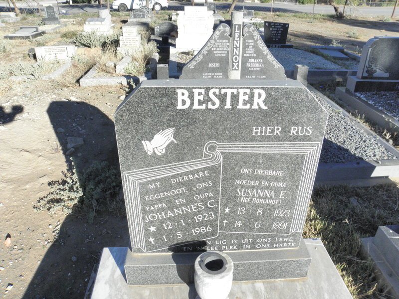 BESTER Johannes C. 1923-1986 &amp; Susanna E. ROHLANDT 1923-1991