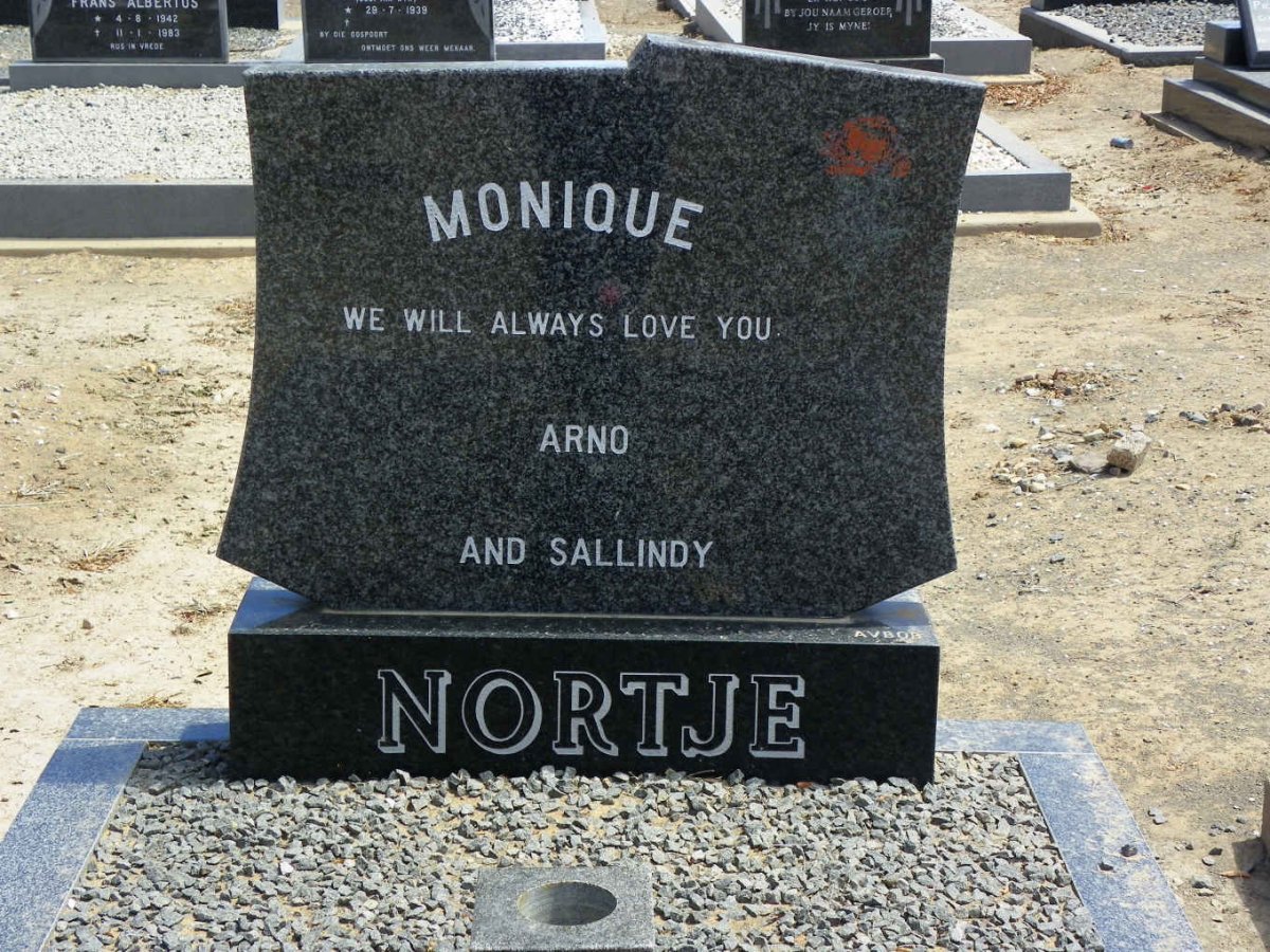 NORTJE Monique 