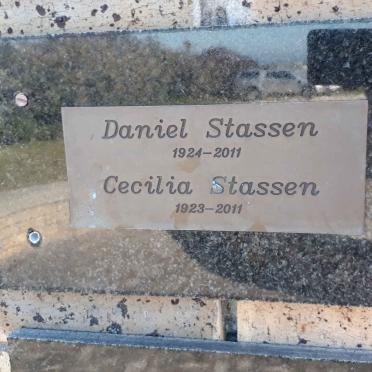 STASSEN Daniel 1924-2011 &amp; Cecilia 1923-2011