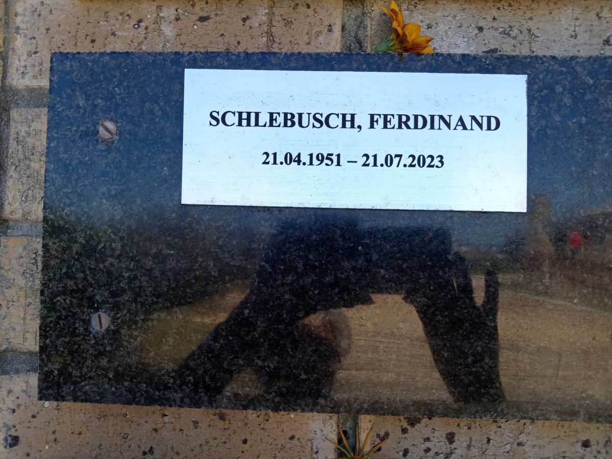 SCHLEBUSCH Ferdinand 1951-2023