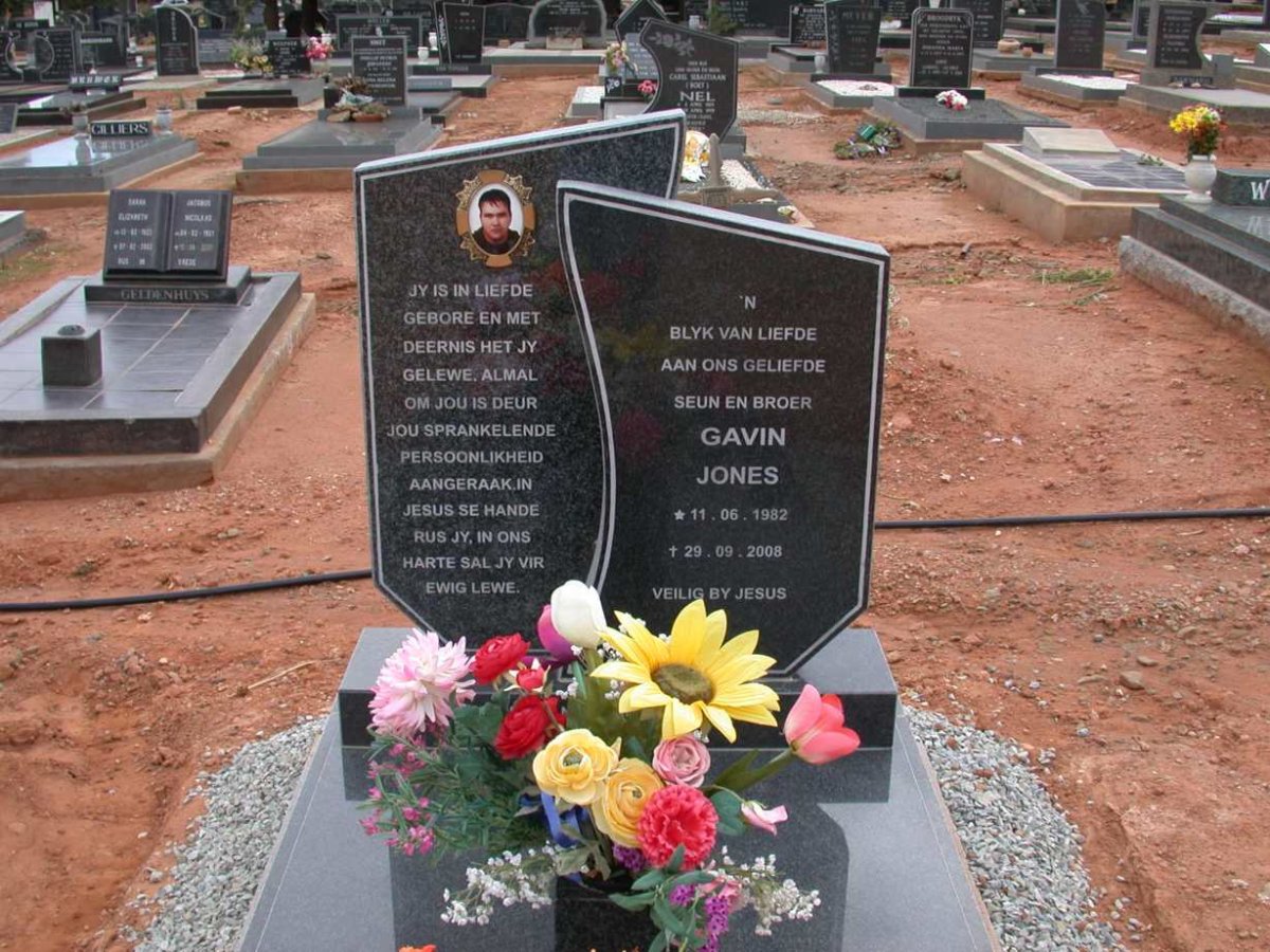 JONES Gavin 1982-2008