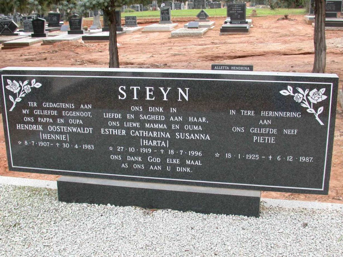 STEYN Hendrik Oostenwaldt 1907-1983 &amp; Esther Catharina Susanna 1919-1996 :: STEYN Pietie 1925-1987