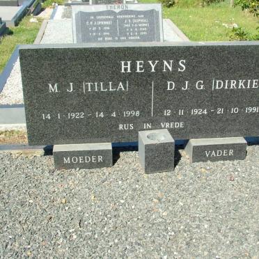 HEYNS D.J.G. 1924-1991 &amp; M.J. 1922-1998