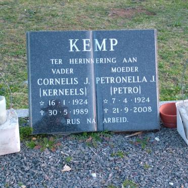 KEMP Cornelis J. 1924-1989 &amp; Petronella J. 1924-2008