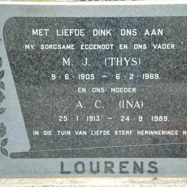 LOURENS M.J. 1905-1969 &amp; A.C. 1913-1989