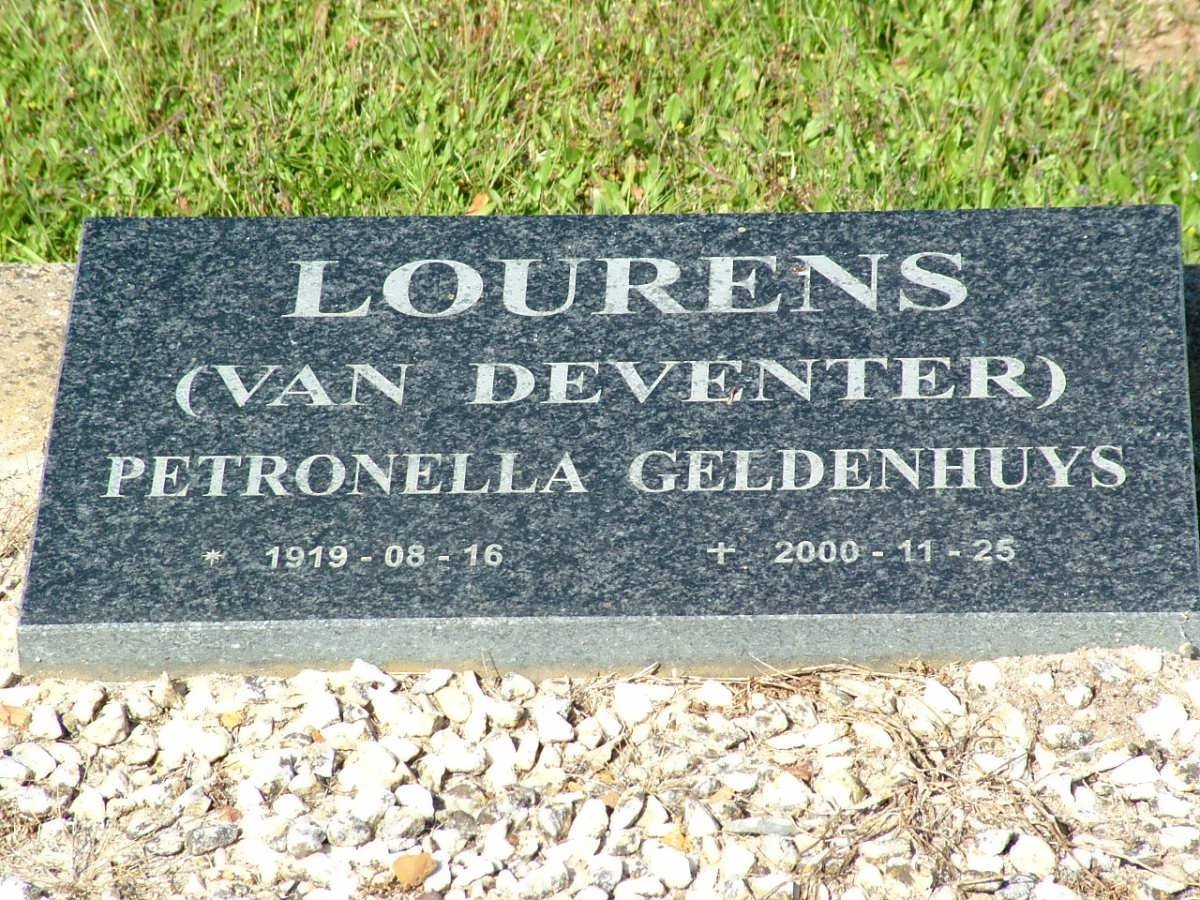 LOURENS Petronella Geldenhuys nee VAN DEVENTER 1919-2000