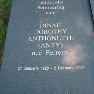 SMIT Pieter Willem 1922-2006 &amp; Dinah Dorothy Anthonette FERREIRA 1928-2001 _2