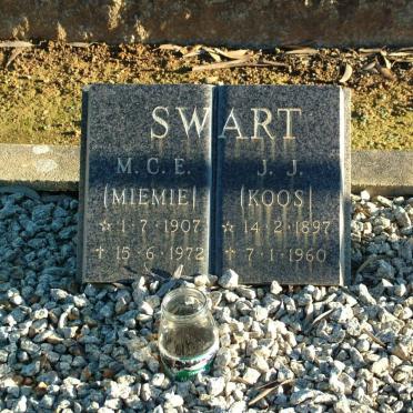SWART J.J. 1897-1960 &amp; M.C.E. 1907-1972