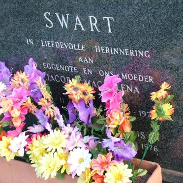 SWART Hermanus Jacobus 1920-1976 &amp; Jacoba Magdalena SMIT 1925-1975 _1