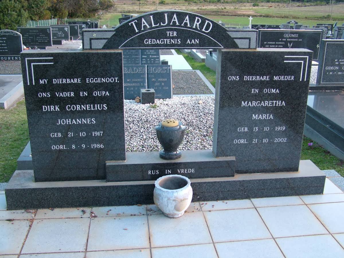 TALJAARD Dirk Cornelius Johannes 1917-1986 &amp; Margaretha Maria 1919-2002