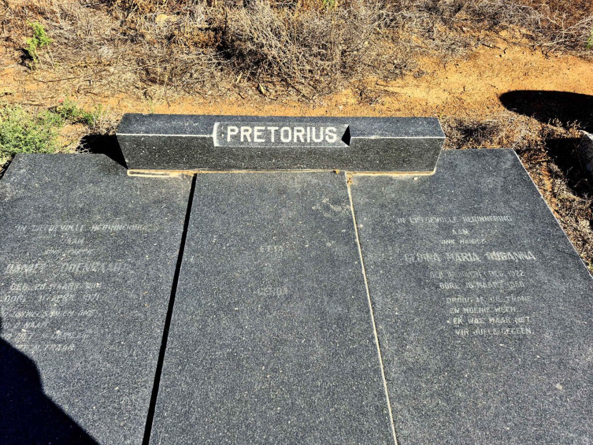 PRETORIUS Daniel Coenraad 1914-1971 & Gesina Maria Susanna GROBLER 1922-1956_1