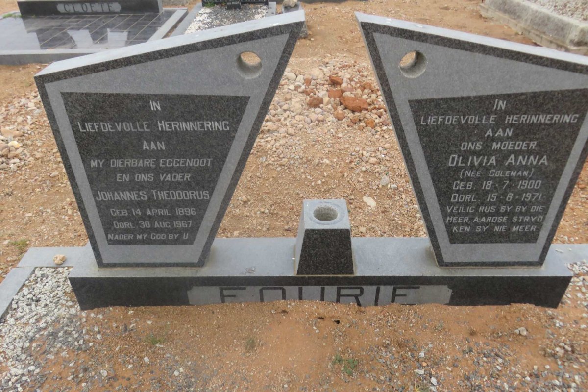 FOURIE Johannes Theodorus 1896-1967 &amp; Olivia Anna COLEMAN 1900-1971