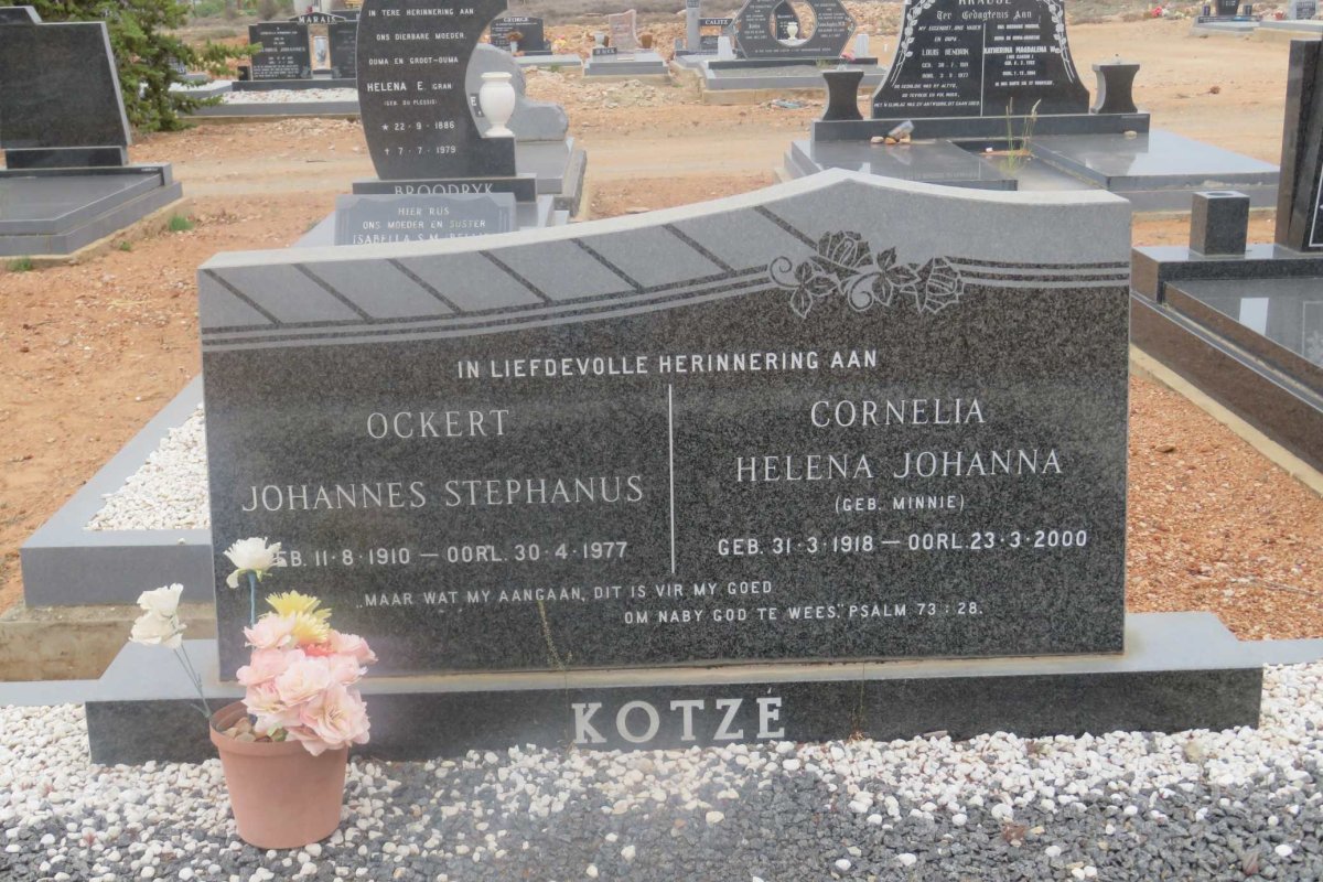 KOTZÉ Ockert Johannes Stephanus 1910-1977 &amp; Cornelia Helena Johanna MINNIE 1918-2000