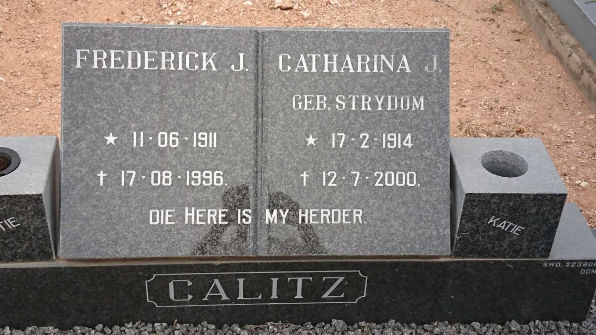 NEL Frederick J. 1911-1996 &amp; Catharina J. STRYDOM 1914-2000