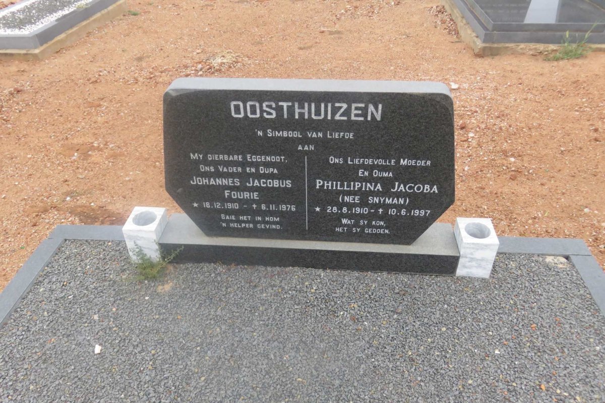 OOSTHUIZEN Johannes Jacobus Fourie 1910-1976 &amp; Phillipina Jacoba SNYMAN 1910-1997