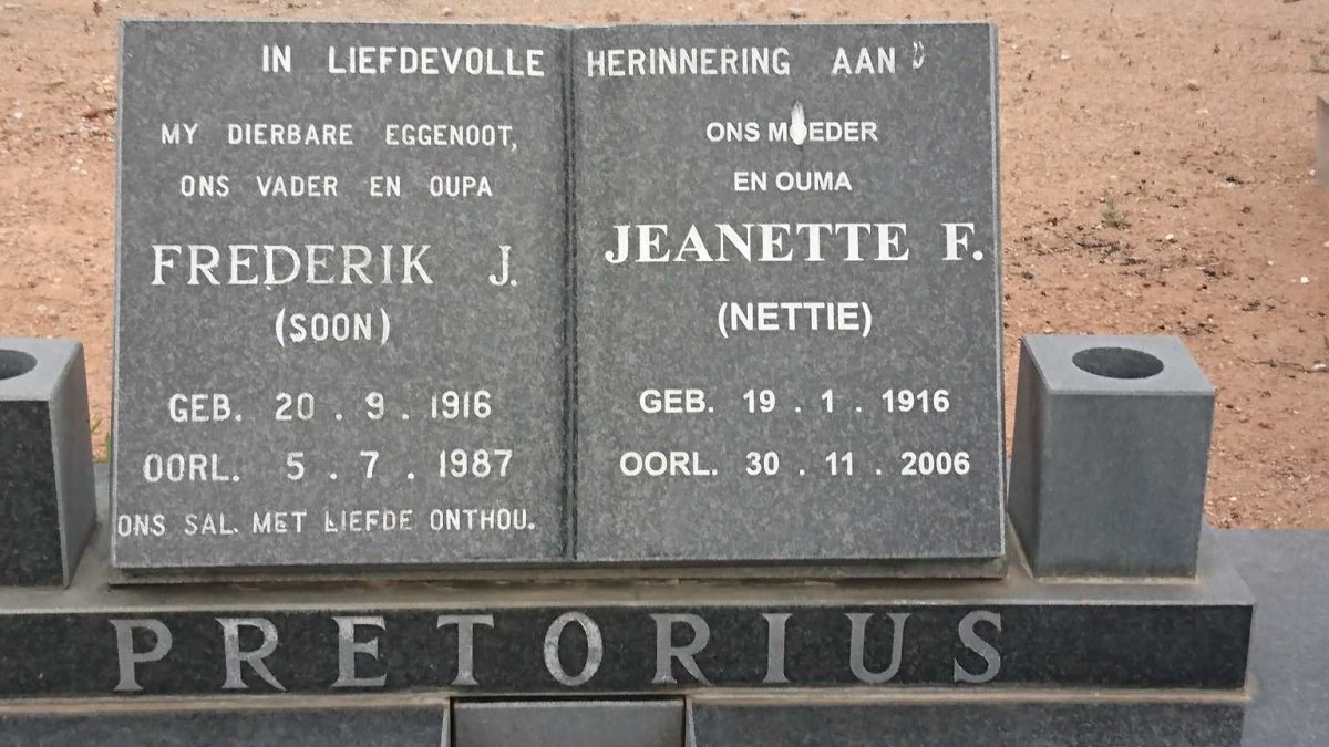 PRETORIUS Frederik J. 1916-1987 &amp; Jeanette F. 1916-2006