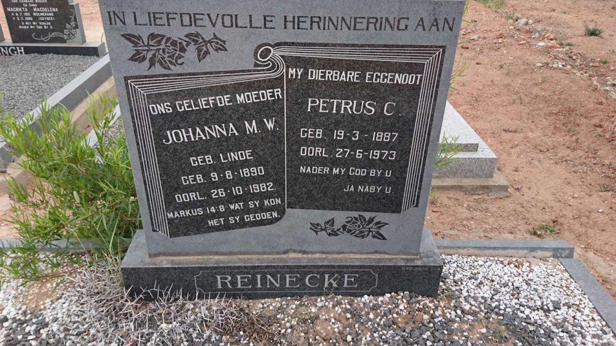 REINECKE Petrus C. 1887-1973 &amp; Johanna M.W. LINDE 1890-1982
